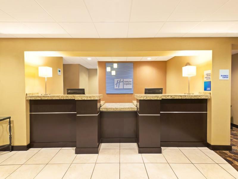 Holiday Inn Express Hotel & Suites Colby By Ihg Εξωτερικό φωτογραφία
